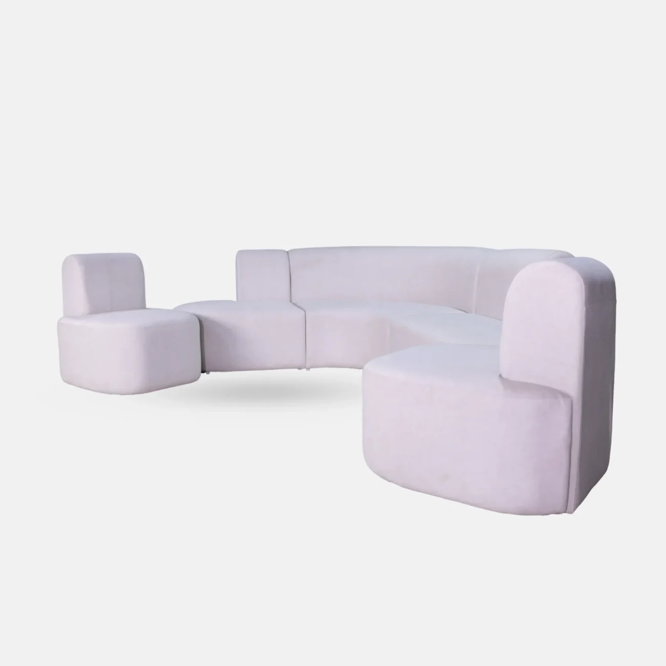 Snow White – Grandeur Meets Functionality - Image 3